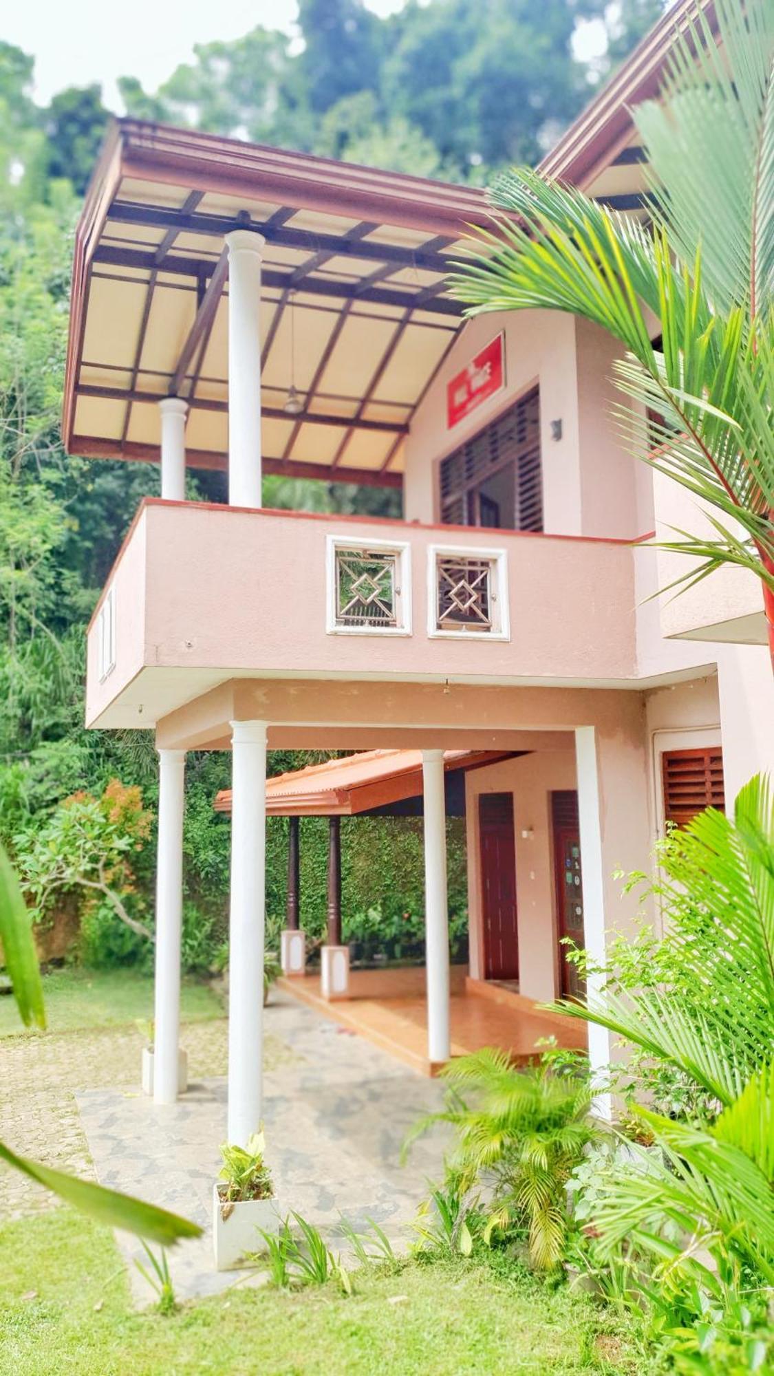 Hill House Guest Hotel Mirissa Kültér fotó